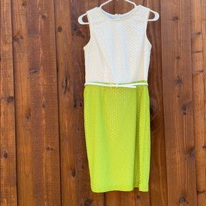 Dual colored sleeveless dress with petite belt